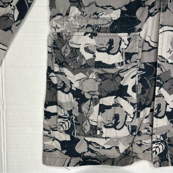Hurley Women’s Military Camo Jacket Size Medium Floral Print Grey Navy Blue - Picture 9 of 16